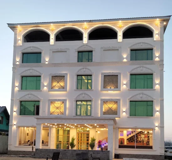 Hotel Grand Hill View