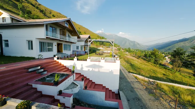 Mount and Lake Villas( 4 Cottage)