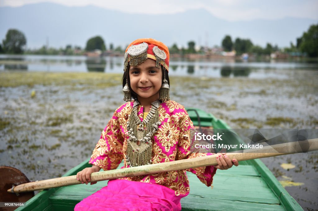 Kashmir Family Package 2N/3D — Kid Friendly (2★)