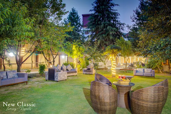 Kashmir budget tour 4-days – 2 Star Hotels