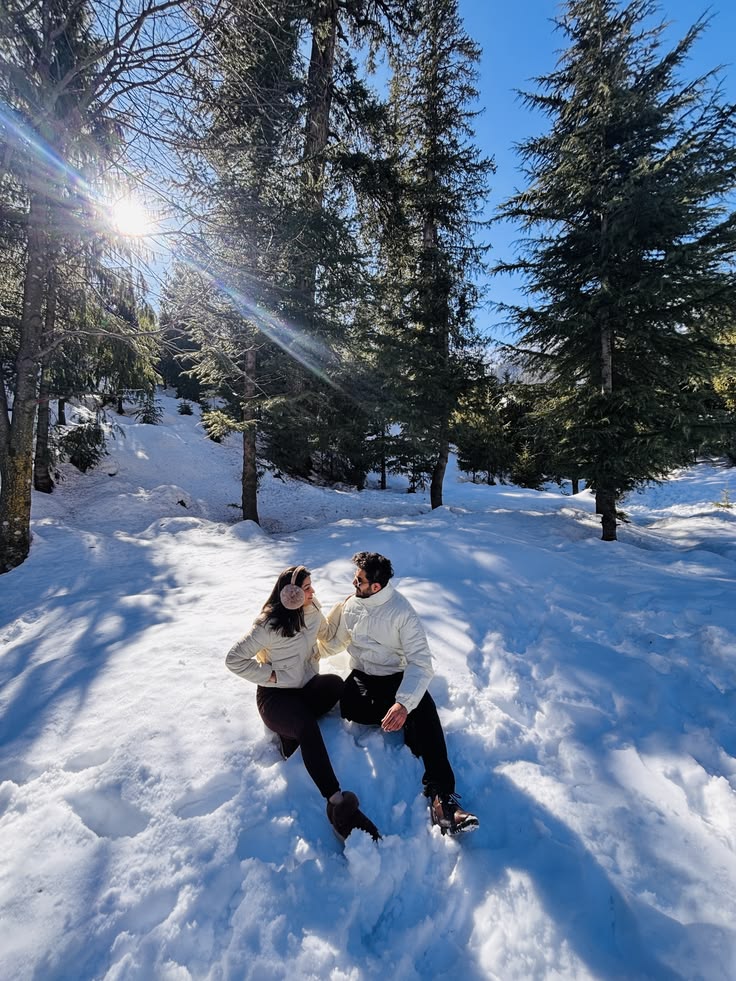 Kashmir Honeymoon Package 5N/6D — Private Cab (3★)