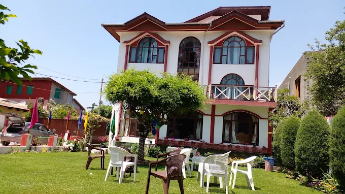Hotel Pala's Inn
