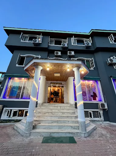 Hotel Nishat View