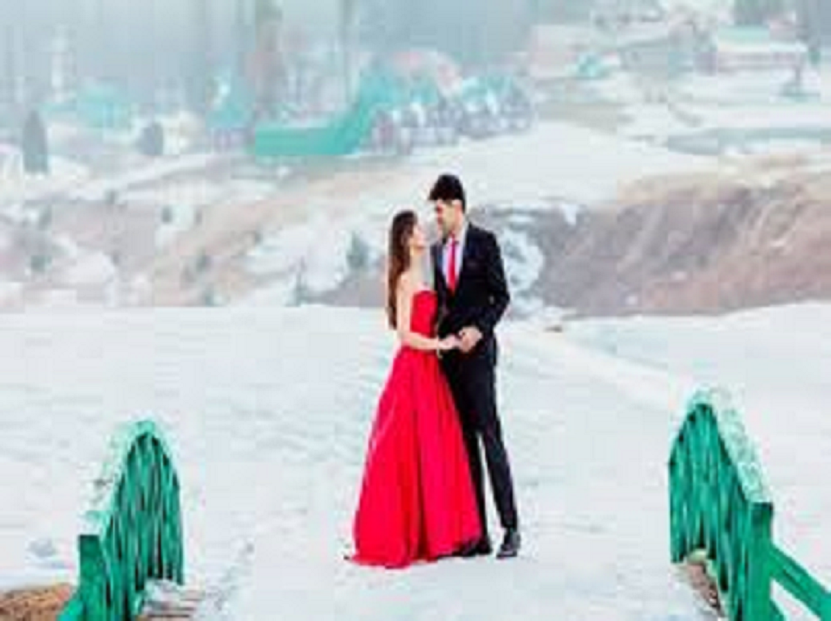 Kashmir winter HoneyMoon 3* (3n/4d)
